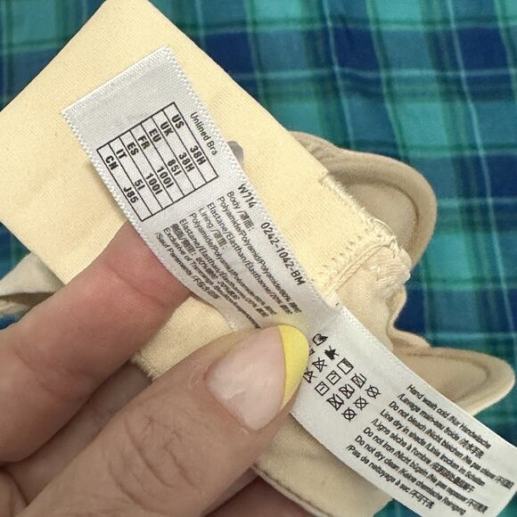 Delmira Minimizer Unlined Bra Size 38H Never Worn - Picture 5 of 5